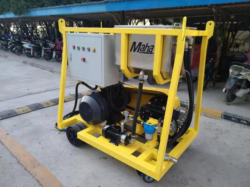 马哈M1000/24E Plus德国MAHA电驱动工业级冷水超高压清洗机1000公斤除锈